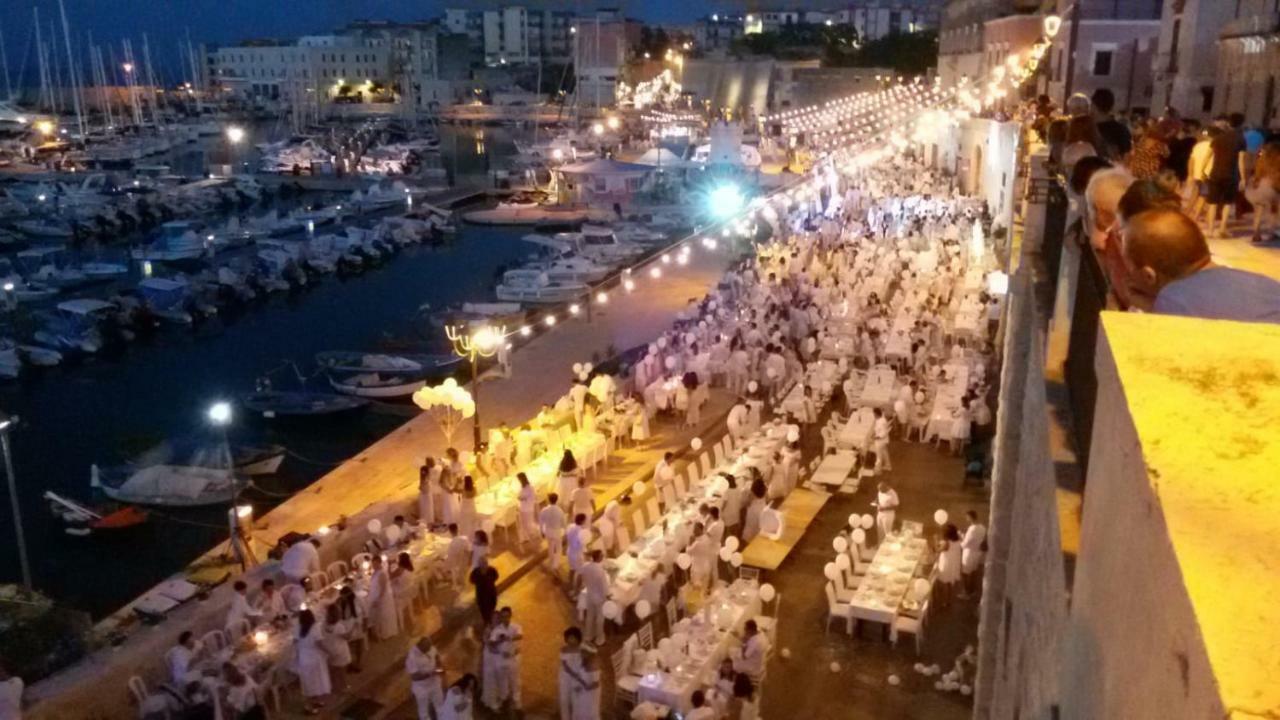 Tre Metri Sopra Il Mare Vila Bisceglie Exterior foto